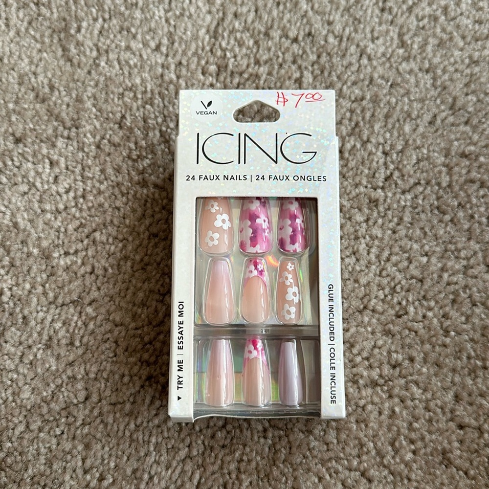Cute nails in the brand icing